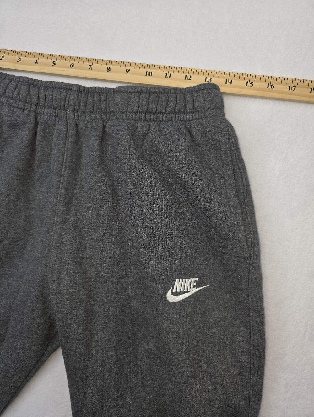 Nike Men's Charcoal Gray Sweatpants Joggers White Swoosh Size Small CS-3644 - Picture 6 of 10